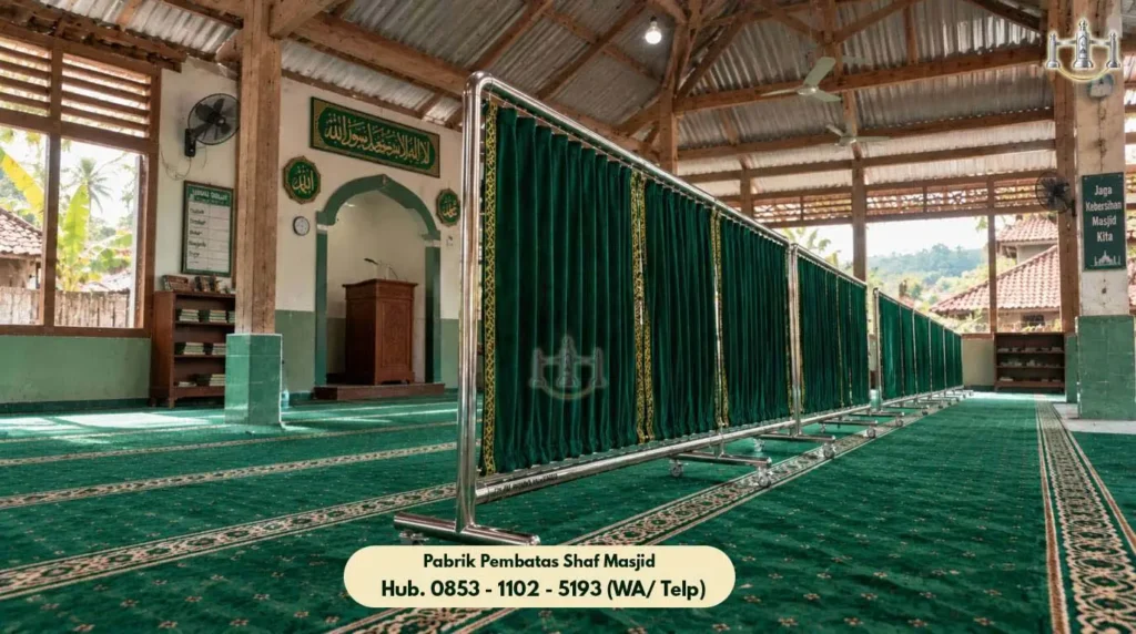 Hijab Masjid Stainless Ciledug, Portofolio Pemasangan Penyekat Shaf di Masjid Jami